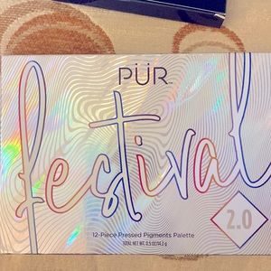 Makeup pallet by Pur